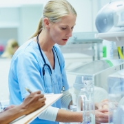 Benefits of Hiring a Locum Tenens Neonatal Nurse Practitioner